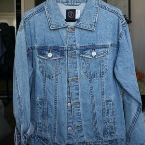DENIM JACKET